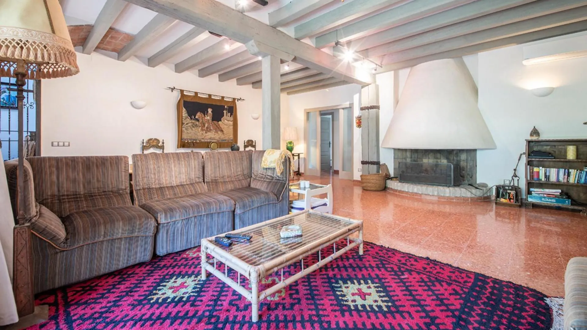 Tarracohomes, Villa Con Terraza Cerca De La Playa Vilafortuny カンブリルス