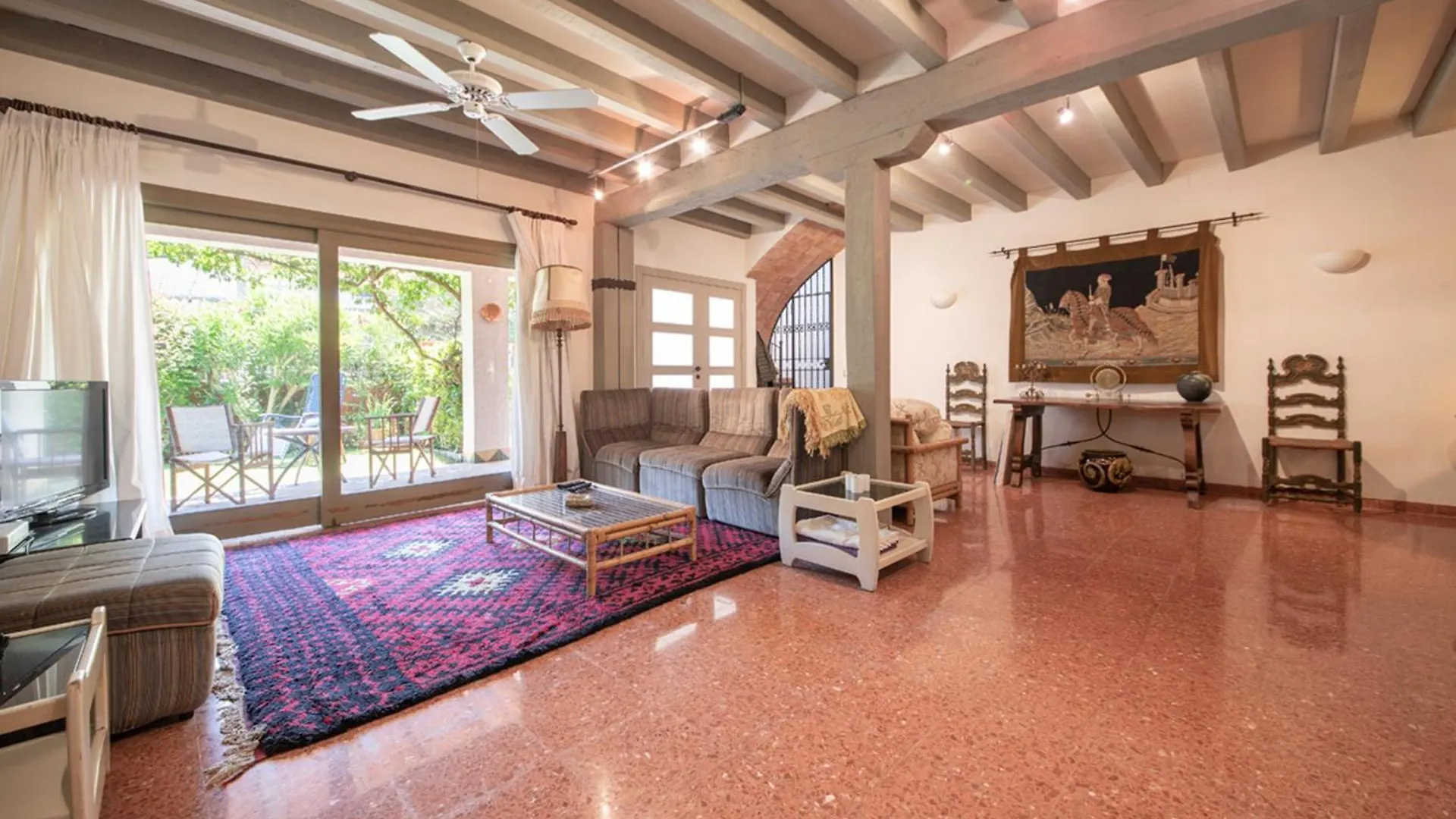 Tarracohomes, Villa Con Terraza Cerca De La Playa Vilafortuny カンブリルス