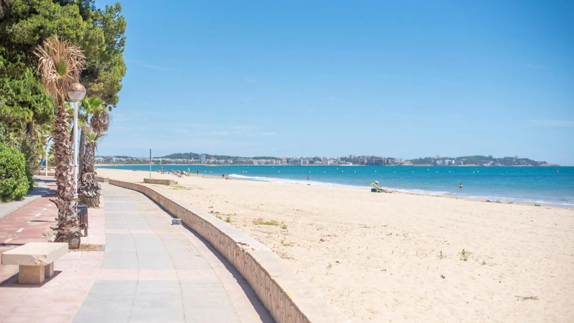 Tarracohomes, Villa Con Terraza Cerca De La Playa Vilafortuny 坎布里尔斯