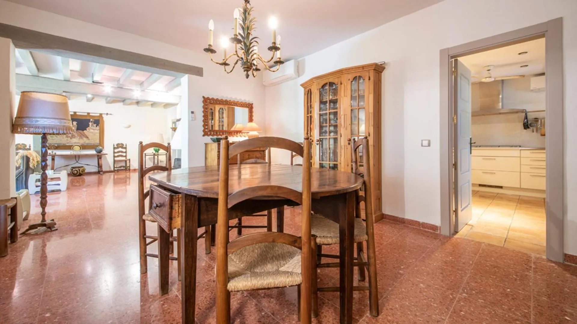Tarracohomes, Villa Con Terraza Cerca De La Playa Vilafortuny 坎布里尔斯